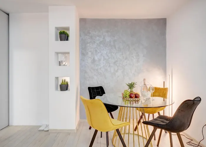 Elegant Old Town Escape * بوخارست