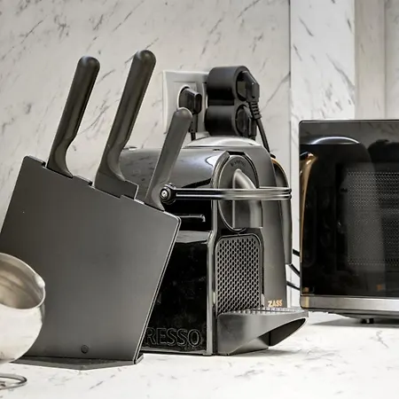 Elegant Old Town Escape アパート *