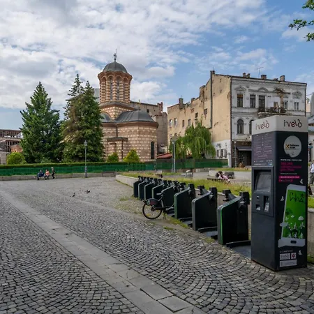Daire Elegant Old Town Escape *