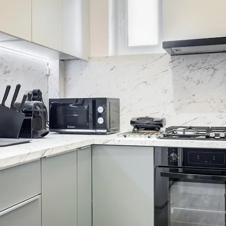 Elegant Old Town Escape * Bukarest