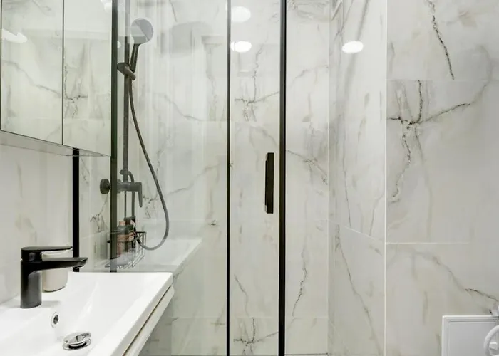 Elegant Old Town Escape Apartman *